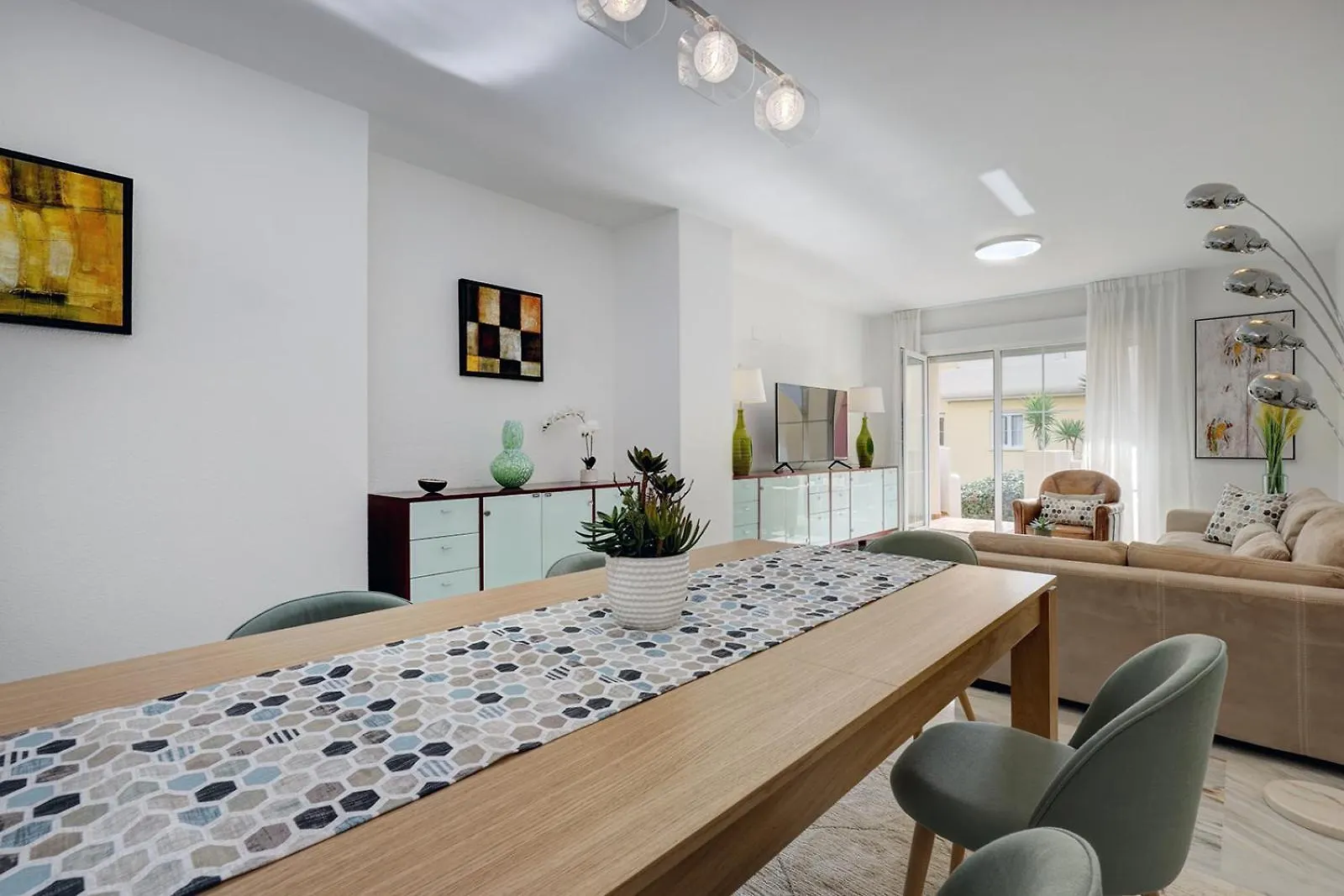 Mimosa Golf & Beach Apartment Marbella