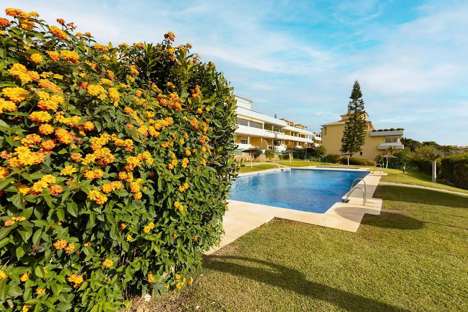 Mimosa Golf & Beach Apartment Marbella