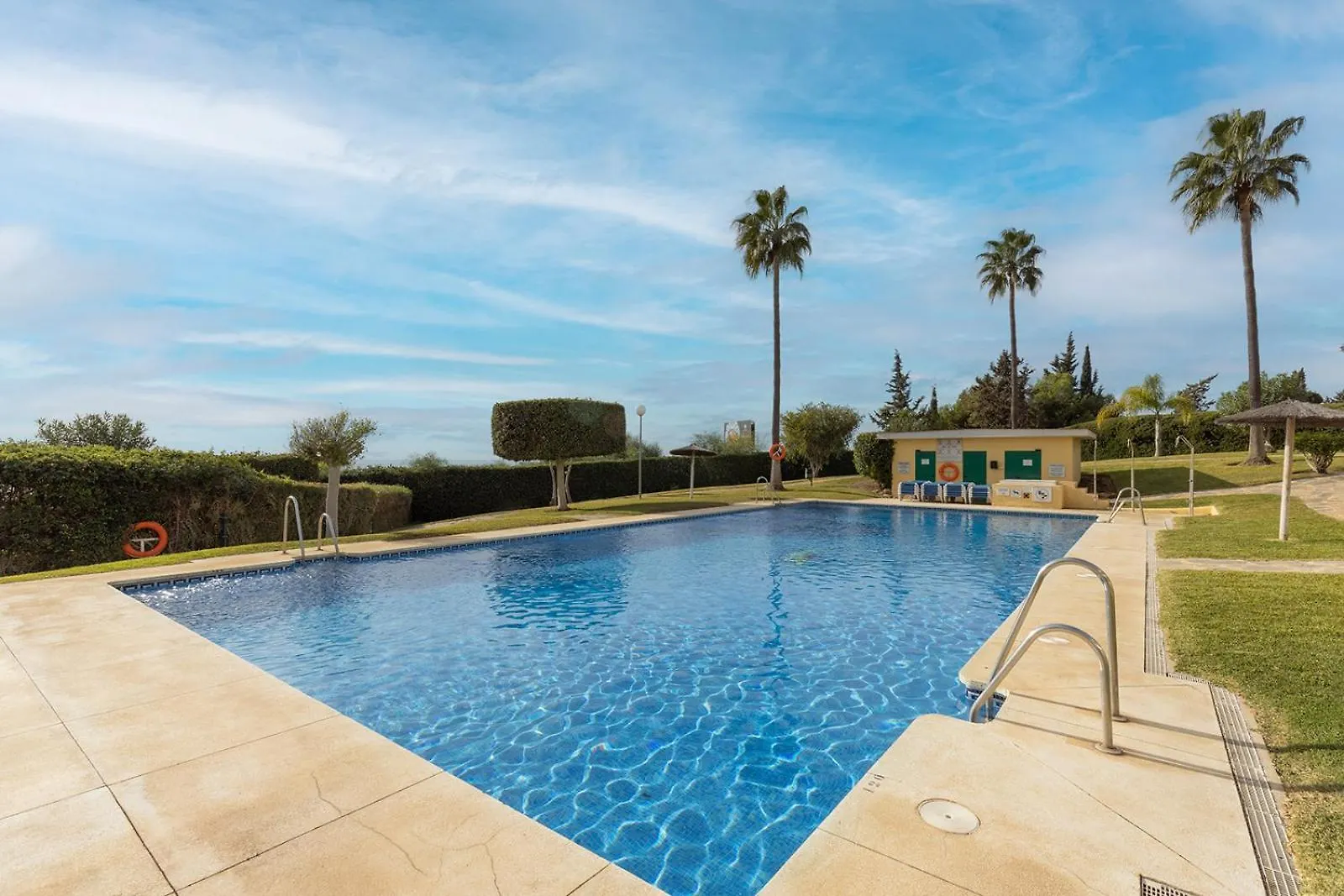 Mimosa Golf & Beach Apartment Marbella