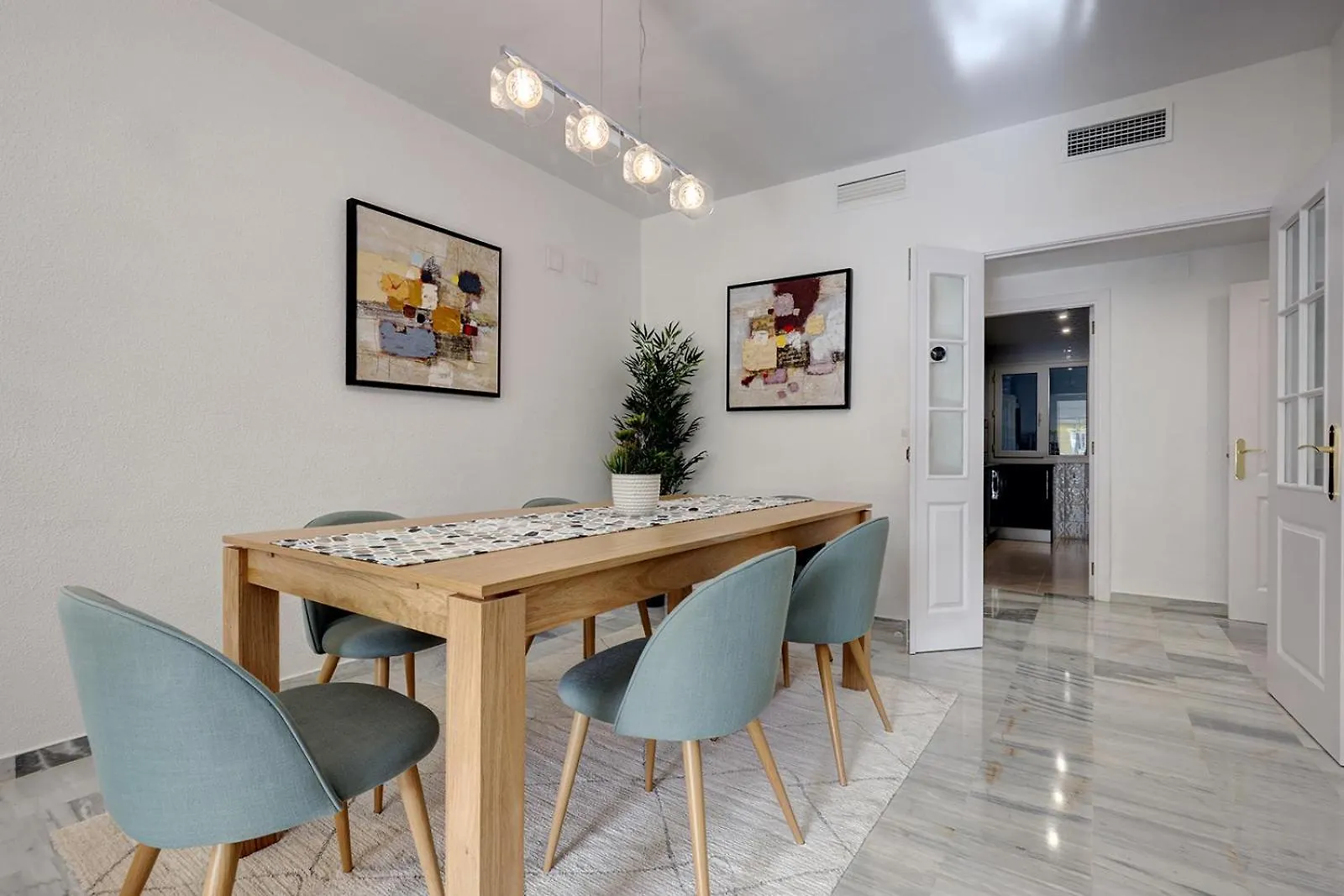 Mimosa Golf & Beach Apartment Marbella