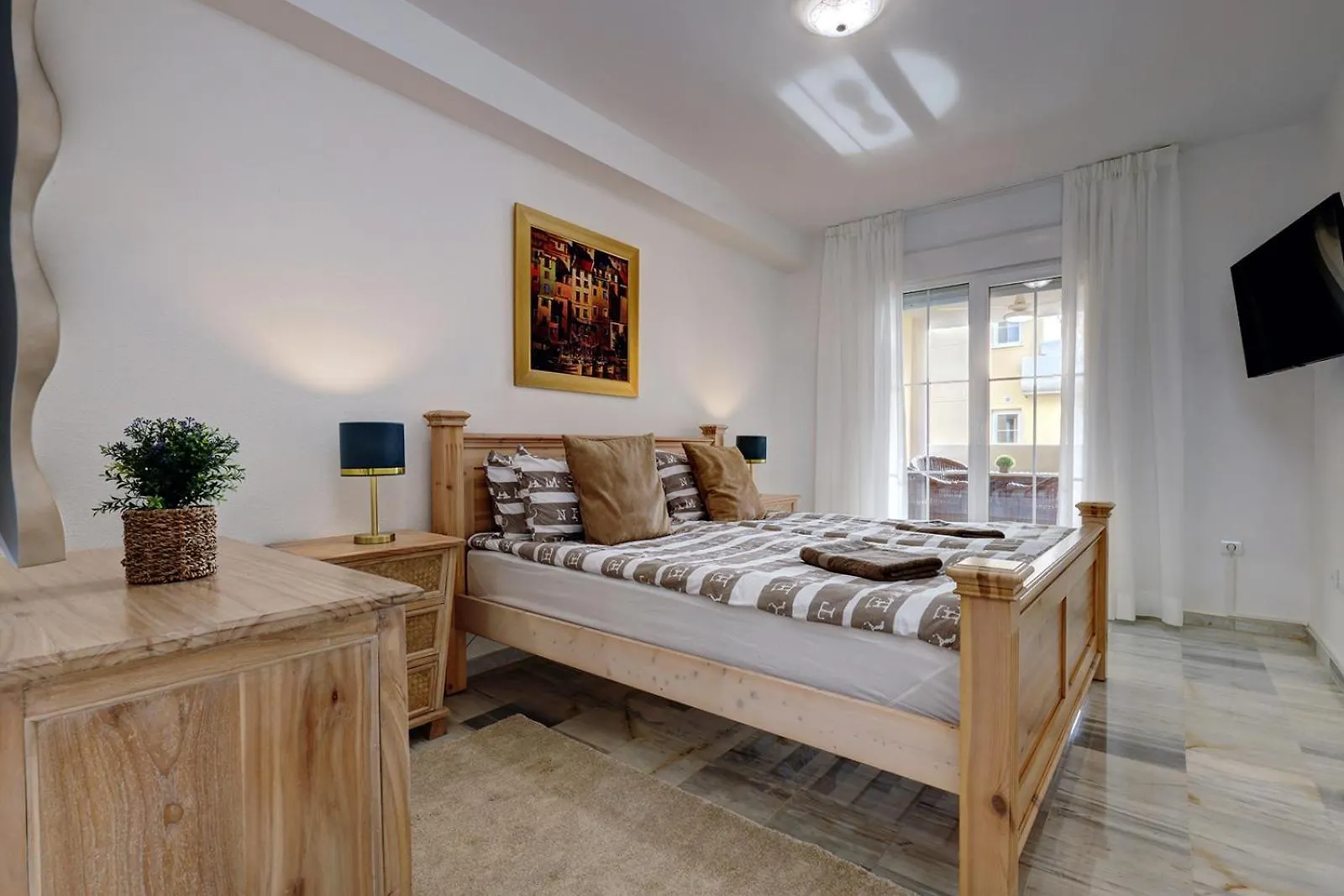 Mimosa Golf & Beach Apartment Marbella
